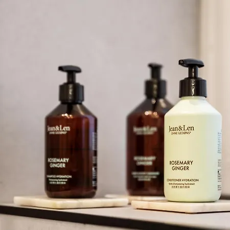 Edler Wohnraum Luxuriöses Stadtstudio Mit Balkon, Kaffeevollautomat&klima Apartment