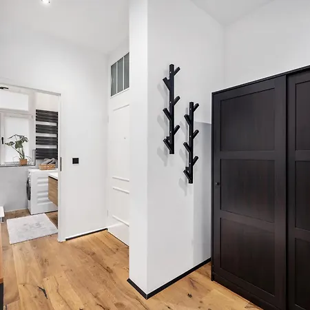Edler Wohnraum Luxurioeses Stadtstudio Mit Balkon, Kaffeevollautomat & Klima Apartment *