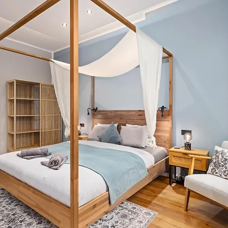 Edler Wohnraum Luxuriöses Stadtstudio Mit Balkon, Kaffeevollautomat&klima * Zwickau